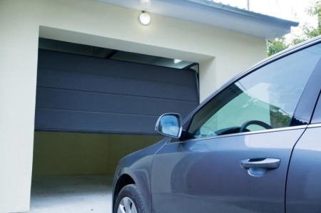 Bien choisir sa porte de garage &agrave; Saint-Vit, nos conseils