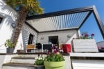 Pergola bioclimatique ou pergola classique, quelle diff&eacute;rence pour votre terrasse &agrave; Besan&ccedil;on ?